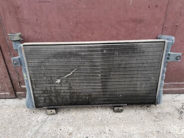 Auto delovi: Hladnjak Lada 21213 Niva br.2. Polovno, ocuvano. Skinuto a — 6