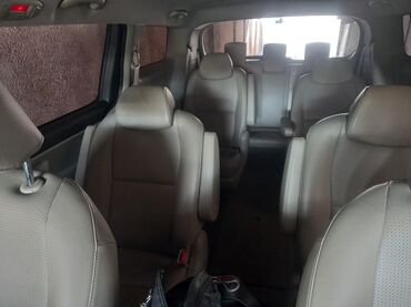 Kia: Kia Carnival: 2018 г., 2.2 л, Автомат, Дизель, Минивэн — 6