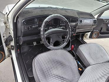 Volkswagen: Volkswagen Golf: 1994 г., 1.6 л, Механика, Бензин, Хэтчбэк — 5