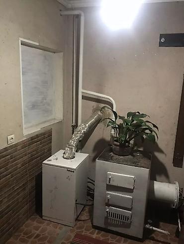 Продажа коттеджей и домов: Продаю дом.Центр село Ленинское.200кв/м, 20 соток, В доме есть — 12