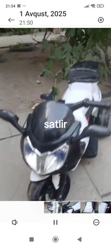 Uşaqlar üçün nəzərdə tutulmuş bu elektrikli motosiklet modeli, qara və