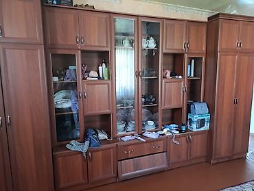 купить обеденный стол: Стенка-шкаф, Тип стенки-шкафа: Модульная, Для зала, Б/у, Особенности: Для хранения посуды — 1