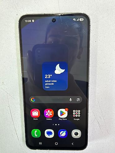 simes telefon: Samsung Galaxy S24 FE, 128 GB, rəng - Boz, Barmaq izi — 1
