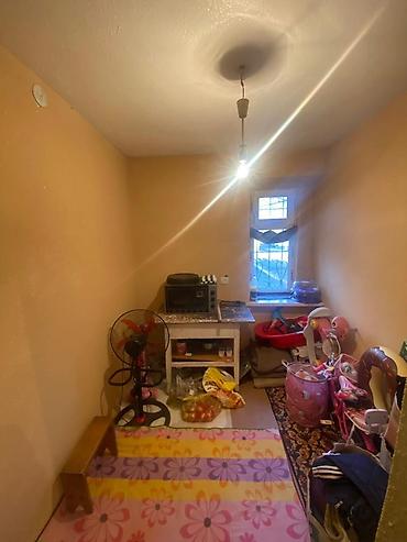 Продажа коттеджей и домов: 🏠 Срочно 🚨 Продаётся 2-комнатная квартира в г. Каинда (Чуйская — 6