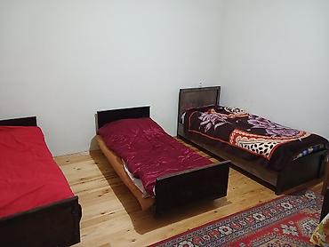 merdekanda ucuz kiraye evler: Kirayə verilir: sadə və təməl mebellərlə təmin olunmuş 2 otaqlı — 1