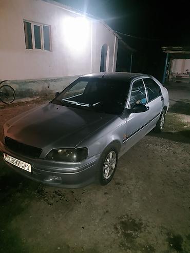 Honda Civic: 1999 г.