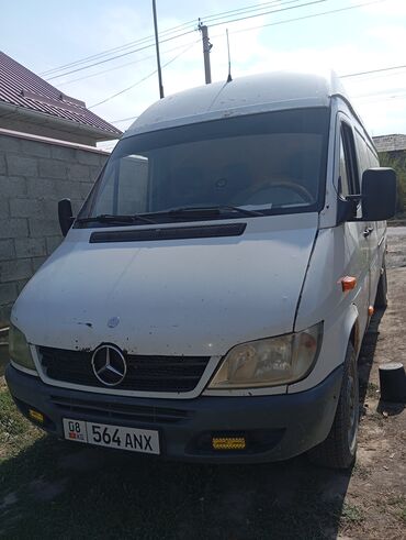 mercedesbenz sprinter грузовые: Жеңил жүк ташуучу унаа, Колдонулган