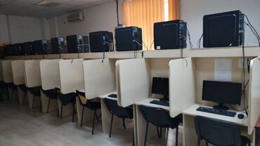 Настольные ПК и рабочие станции: Kompyuterlər +monitorlar satılır əla vəziyyətdə pentium 4 GB ram SSD