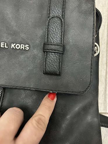 Modni rančevi: Michael Kors ženski ranac – crna boja sa sitnim oštećenjem vidi se na — 6