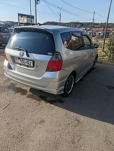fit 2017: Honda Fit: 2002 г., 1.3 л, Вариатор, Бензин, Хэтчбэк — 3