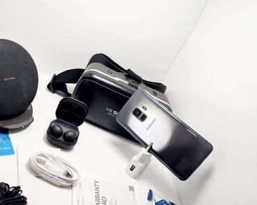 наушни: Samsung Galaxy S9, Б/у, 256 ГБ, цвет - Серый, 1 SIM, 2 SIM