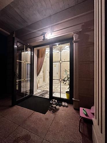 семейные: 500 м², 6 комнат и более, Семейным — 10