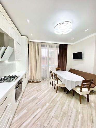 Продажа коттеджей и домов: 🏡 Дом • 250 м² • 7 комнат • 2 этажа 📍 Район Азия Молл, Бишкек 🌿 — 8