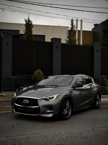 Infiniti: Infiniti : 2017 г., 2 л, Робот, Бензин, Хэтчбэк