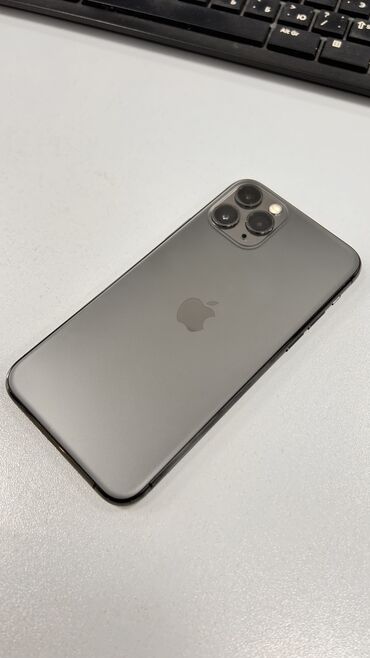 Apple iPhone: IPhone 11 Pro, Б/у, 256 ГБ, Space Gray, Зарядное устройство, Чехол, Кабель, 79 %