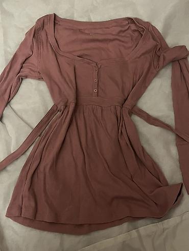 Кофты, свитеры: HOLLISTER 
Qadın bluzu – toz-çəhrayı rəngdə, uzunqollu — 1
