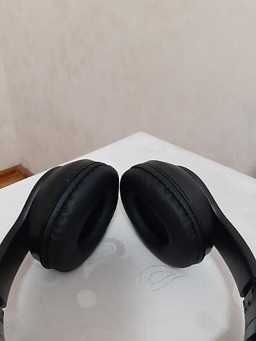azercell mifi modem satilir: Qulaqlıq – simsiz, başüstü (on-ear), qara rəng Xüsusiyyətlər: - — 2