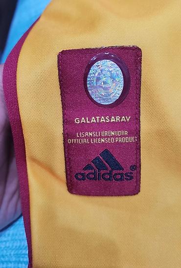 Kişi geyimləri: Futbolka, Adidas, L, rəng - Qırmızı — 1