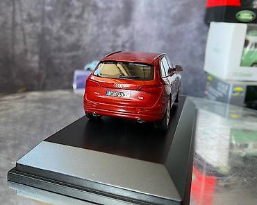 Avtomobil modelləri: Коллекционная модель AUDI Q5 MJ facelift volcano red 2013 Dealer — 20