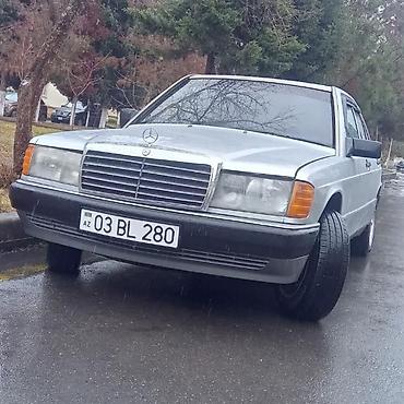 фургоны категории б: Mercedes-Benz 190E (W201) sedan - Kuzov: 4 qapılı sedan, gümüşü rəng — 8