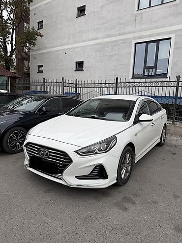 Hyundai Sonata: 2017 г., 2 л, Автомат, Газ, Седан