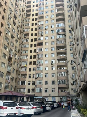 Uzunmüddətli kirayə mənzillər: Azadlıq metrosu yaxınlığında Zirvə şadlıq sarayıynan üzbəüz 20 — 9