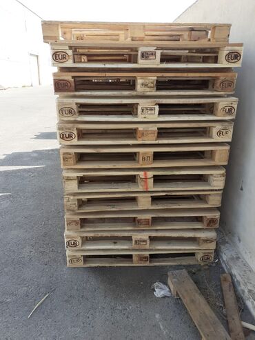 paletdən mebel: Pallet, Kredit yoxdur
