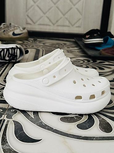 jibbitz: Сабо, 38, Crocs, Б/у, цвет - Белый, Самовывоз — 1