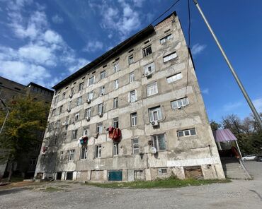 ош квартира продажа: 1 комната, 38 м², Индивидуалка, 1 этаж, Косметический ремонт