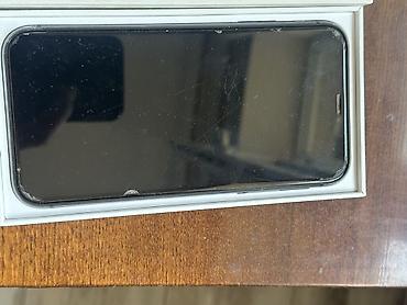 studio display: IPhone 11, черный, в комплекте коробка. Основные характеристики: - — 2