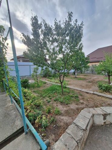 продаю или меняю с доплатой мне: Дача, 38 кв. м, 2 бөлмө, Менчик ээси, Эски ремонт