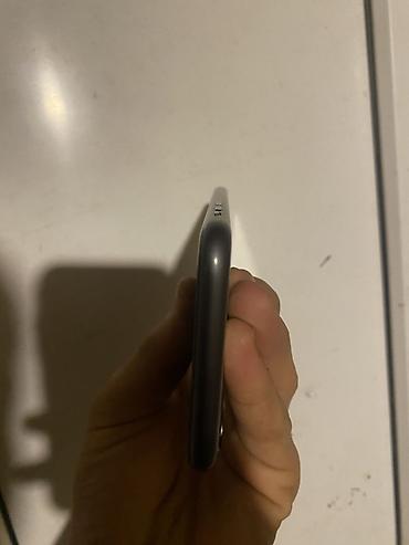2 el odun sobası: Qara, Face ID — 3