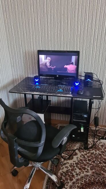 komputer işi: Masaüstü kompüter komplekti Tərkib:8 ram - HP monitor (LED, geniş