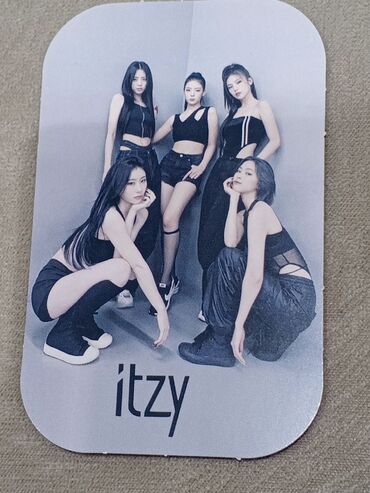 cib saatı: K-pop kolleksiya kartları – ITZY və IVE temalı - Məhsul: İki tərəfli