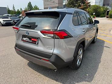range rover 2012: Toyota RAV4: 2021 г., Гибрид, Кроссовер — 1