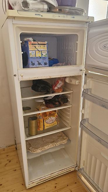 kolbasa soyuducu: NORD iki qapılı soyuducu - Yuxarıda ayrıca dondurucu bölməsi, aşağıda — 2