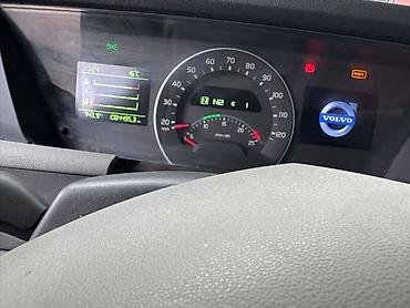 тентовка прицеп: Тягач, Volvo, 2014 г., Без прицепа — 9