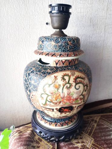 настольная лампа: Stol lampası (çıraq) ağac, çini, rəsm, şərq üslubunda Kutani (bu