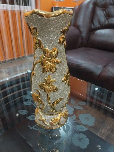 haljina osatena zlatne boje: Nova vaza,zlatne boje