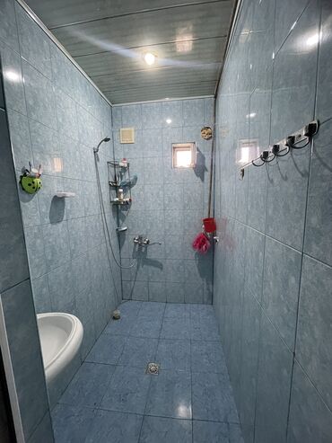 Həyət evləri və villaların satışı: 3 otaqlı, 70 kv. m, Orta təmir — 14