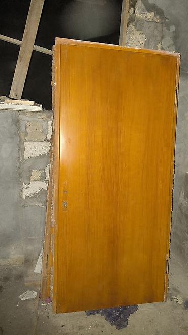 qapi taxta: Ağac qapılar – 2 ədəd - Material: taxta/şpon örtüklü - Rəng: açıq — 1