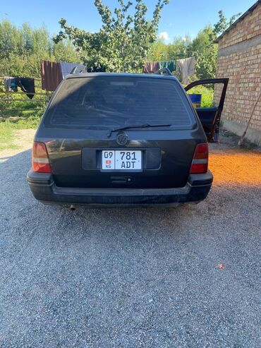 диски на опель зафира а: Volkswagen Golf III Variant, выполненный в черном цвете, представляет