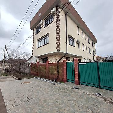 Продажа коттеджей и домов: Срочно продается 3 этажный дом в районе Восточного Автовокзала площадь — 2