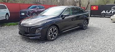 Другие детали салона: Автомобиль — кроссовер полноразмерных сидений. - Отделка — 11