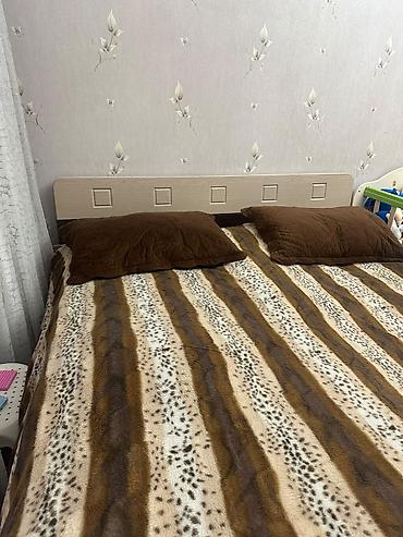 taxt satisi: Taxt satılır – 160×200 sm, yeni kimidir Taxt satılır. Çox az istifadə — 2
