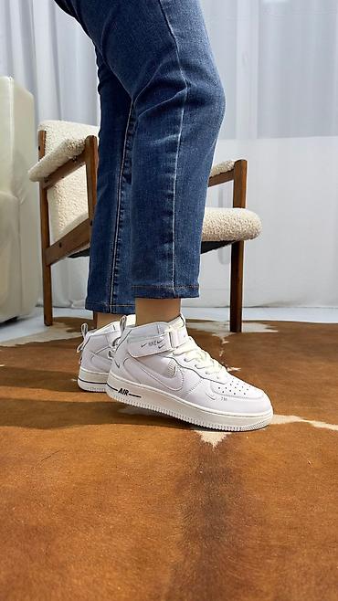 Кроссовки и спортивная обувь: Продаю оптом, качественная женская обувь. Разных моделей и размеров — 7