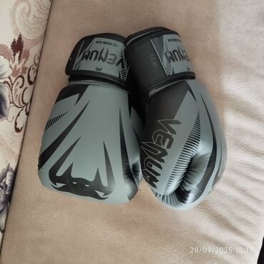 Əlcəklər: Venum boks əlcəkləri – 12 OZ təzə kimidi az işlənib cırığı zadı yoxdu — 5