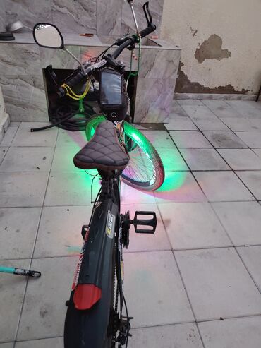 трехколесный велосипед для взрослых: Şəhər velosipedi Vista, 26"