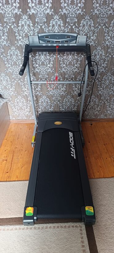 Qaçış trenajorları: Body Fit qacis aparati satilir problemi yoxdu islek veziyededi temirde — 2