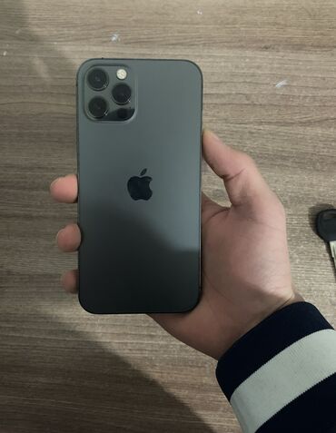 iphone xr купить в рассрочку: IPhone 12 Pro, Б/у, 128 ГБ, Jet Black, Чехол, 83 %